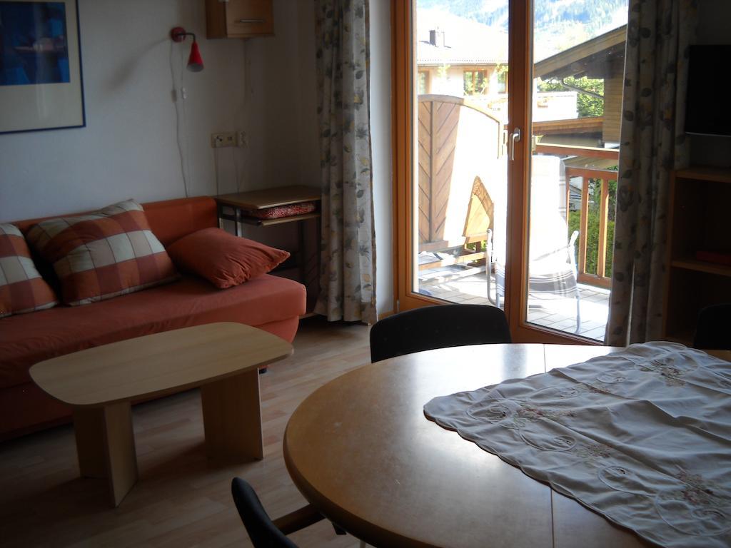 Golf & Ski Appartements Lesak Zell am See Værelse billede